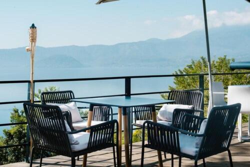 Cardedeu Hotel Lago De Coatepeque El Congo Екстериор снимка