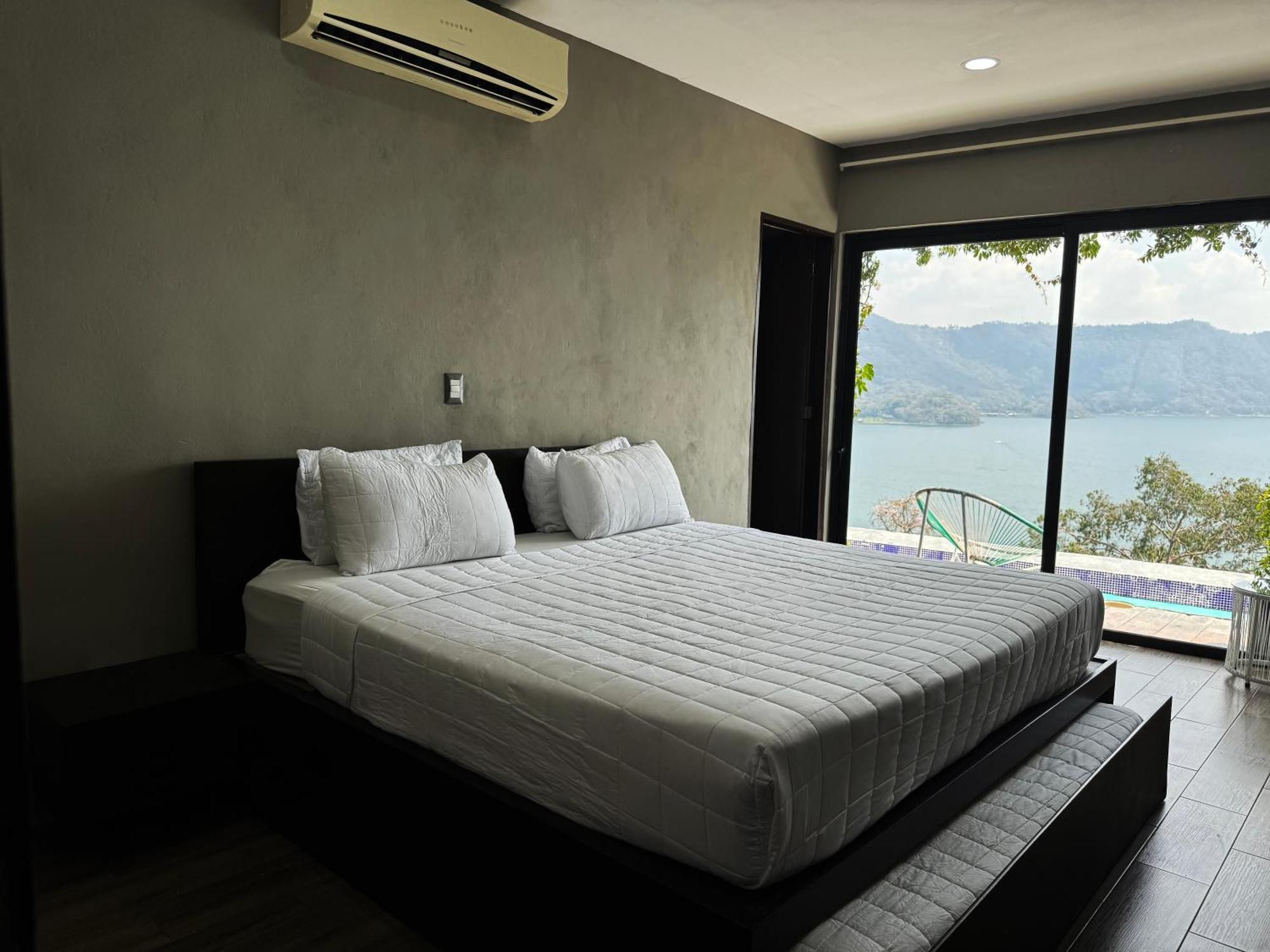 Cardedeu Hotel Lago De Coatepeque El Congo Екстериор снимка